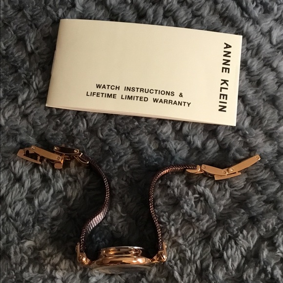 Watch - Picture 5 of 7